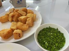 普宁特色炸豆干-正宗普宁豆干坊·洪记砂锅粥(红领巾路店)