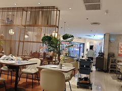 -必胜客(仲盛世界商城店)