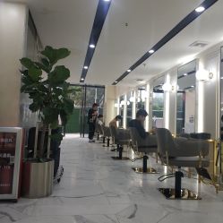 -3AM HAIR SALON染发接发