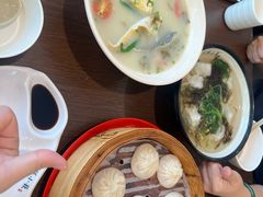 -玖鲜小笼(中山广场店)