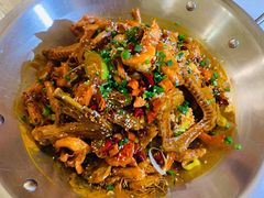 -张大师鸭爪爪特色干锅(南湖店)