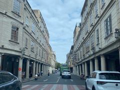 -汕头金海湾大酒店(龙眼南路美食街万象城店)