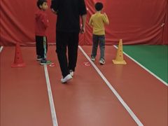 -悦动体能篮球羽毛球网球(三里河店)