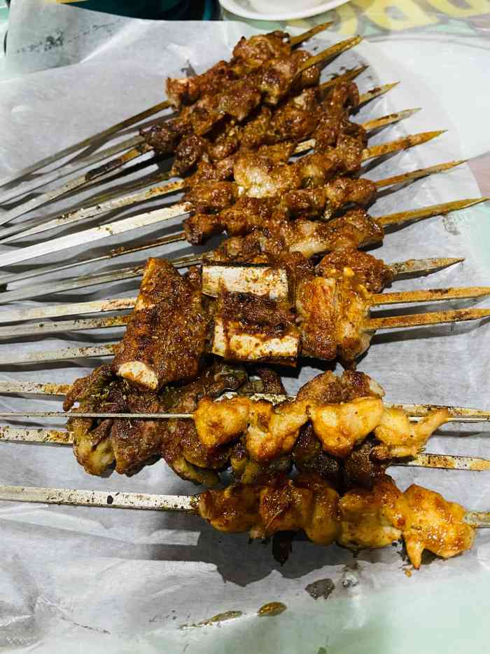 阿凡提烧烤(汉阳直营店)-"很开心来到了这个店这个迟到的点评,我.