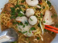 冬阴功海鲜面-周日夜市