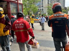 -宝龙城(杭州滨江店)