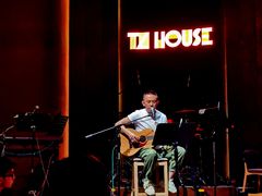 -TZ House音乐现场(来福士中心店)