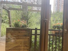 -黔蘑菇四季餐厅(观山湖店)