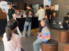 -瑞幸咖啡(显贵商务楼店)