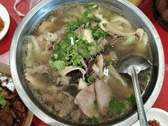 -谢老五跷脚牛肉·非遗传承店