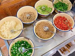 -拈签一笑黄牛肉辣卤串串