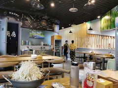 大堂-吴草鸡爪오초닭발韩食堂(融恒盈嘉中心店)