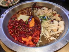 -沸炉重庆老火锅(军事博物馆店)