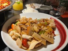 -麻六记(凤凰汇店)