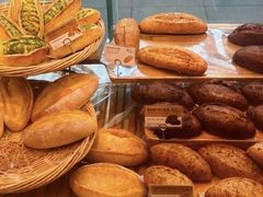 -巴黎贝甜(大宁国际商业广场店)