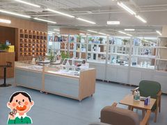 -无奔眼镜·蔡司·依视路授权店(马家堡店)