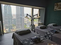 -得闲·高空SPA(东盟店)