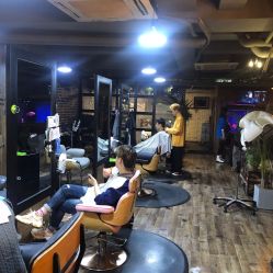 -青木造型HAIR·あおき髪を刈る潮人店