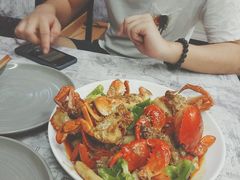 -臻鲜燕海鲜融合餐厅(金陵style店)