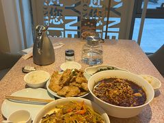 -红樱桃·欢乐餐厅(太原里店)