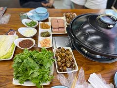 -闯关东牛排牛尾一锅香(海城店)