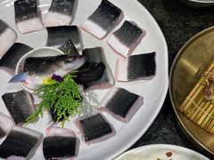 滋补炭烤鳗鱼-味家烤肉烤鳗鱼牛排(西塔旗舰店)