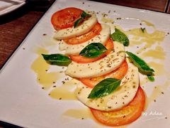 马苏里拉配番茄-FABIO’S费比欧披萨餐厅