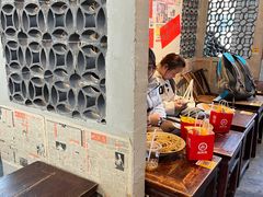 -方铲铲·成都板凳面(滨江银泰店)