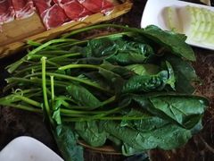 -洞穴餐厅