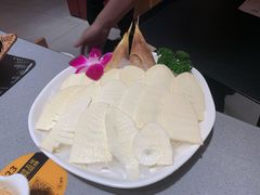 龙竹鲜笋-巴奴毛肚火锅(悠唐购物中心店)