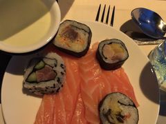 -澳门旅游塔360°旋转餐厅(南湾湖广场店)