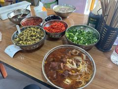 -胡记牛杂粉