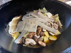 宽粉-金明姬铁锅炖(东坝店)