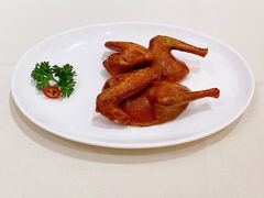 烤乳鸽-利苑酒家(华熙国际店)