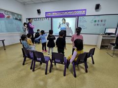 -瑞思少儿中心·少儿英语素养启蒙(勒泰直营校区)