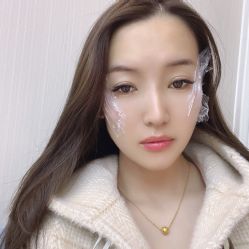 体验前-More摩尔医美の注射线雕光电中心