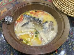 -泸沽肴(泸沽湖大洛水村农村信用社旁店)