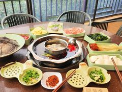 -巴倒烫陆派火锅山庄(南山总店)