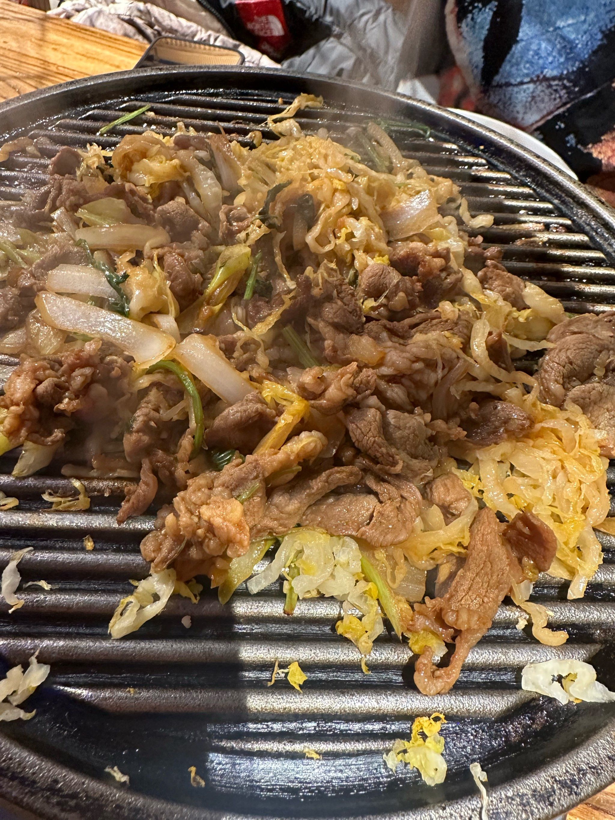 终于在宋家庄附近吃到心心念念的炙子烤肉啦