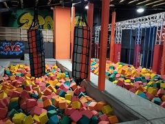 -嗨马乐动室内潮玩运动·团建·轰趴·桌游(南丰汇店)