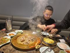 -猪啊牛呀羊啊铜盘烤肉(正大广场店)