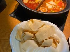 -呷哺呷哺(融创茂店)