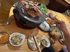 -青瓦餐厅·生鱼片·韩园烤肉(西塔店)