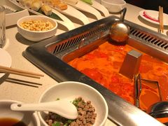-海底捞火锅鲜切牛肉主题店(长寿路店)
