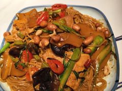 -柳喜辣·烧烤酒局(跃进总店)