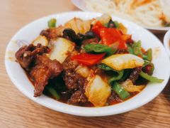 -歹歹的加个面过油肉拌面