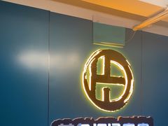 -荒岛实景沉浸密室(江汉路1店)