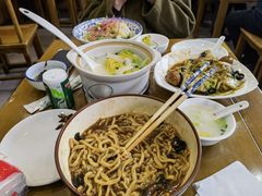 -东兴寒舍老北京炸酱面(三里河路店)