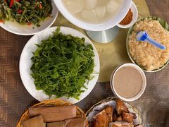 -岩保农家乐
