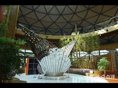 -上海滴水湖皇冠假日酒店